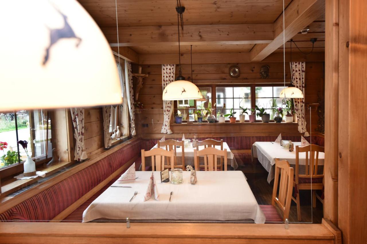 Gasthaus & Pension Alphorn Лех Экстерьер фото